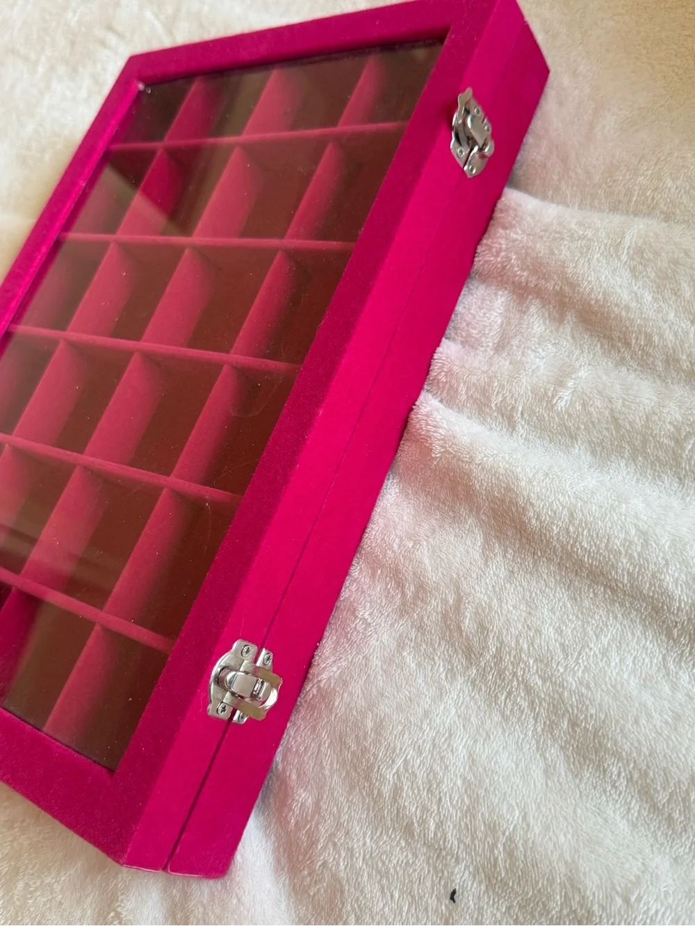 Velvet Jewelry Storage Box in Fuchsia